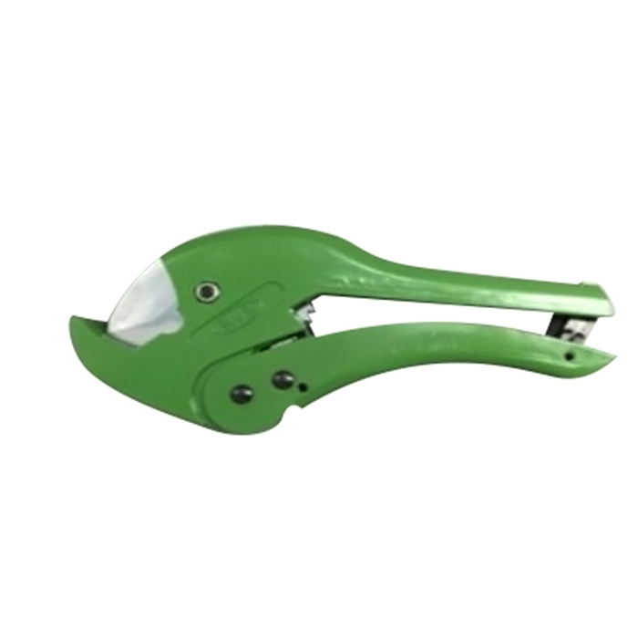 مقص الأنابيب